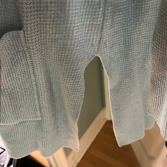 Last chance - going to recycling next week Margaret O’Leary NWT thermal/waffle - Picture 5 of 7